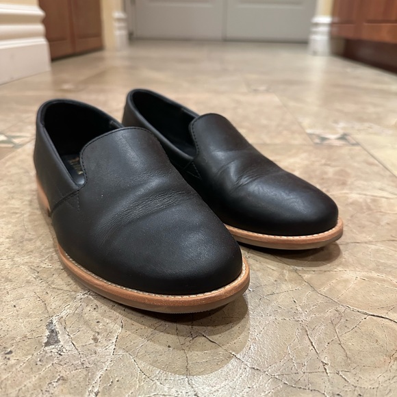 Rounded Leather Loafer - like new - Picture 2 of 6